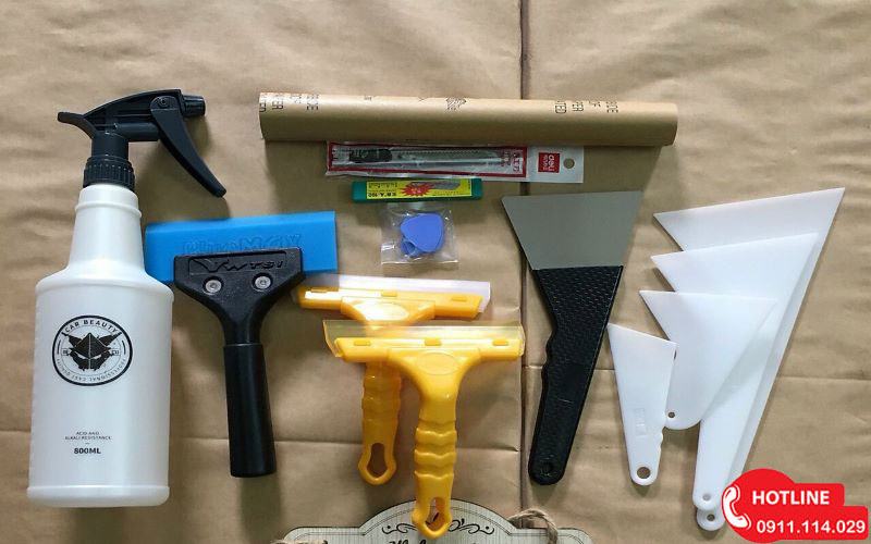 Cách Dán Phim Cách Nhiệt Kính Lái Ô Tô Đơn Giản, Nhanh Chóng