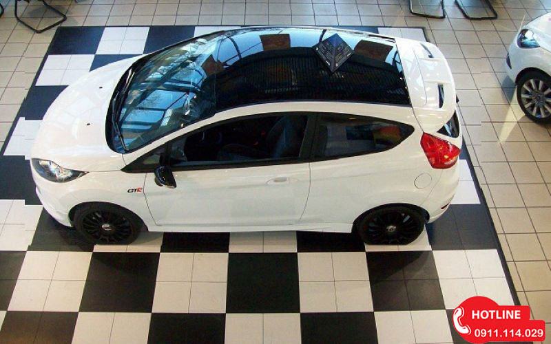 Dán Phim Cách Nhiệt Nóc Xe