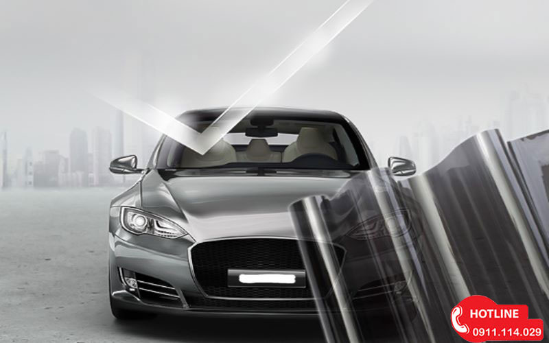 Dán Phim Cách Nhiệt Xe 7 Chỗ Loại Nào Tốt?